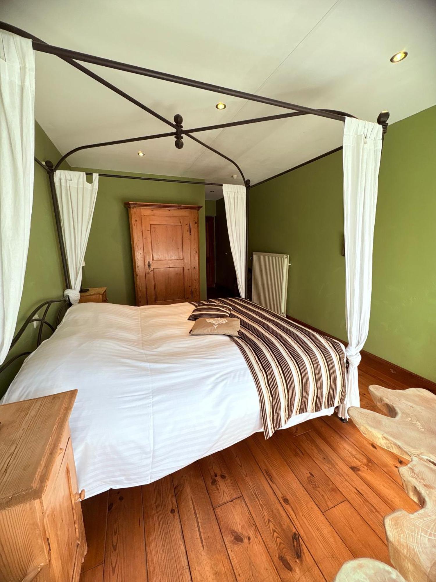 Comme A La Ferme Bed & Breakfast Durbuy Exterior foto